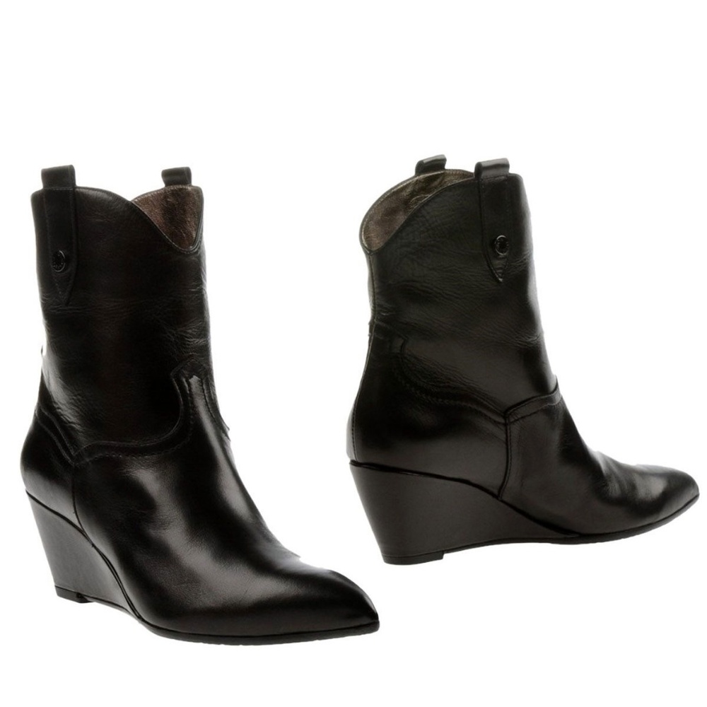 Fiorangelo Western Ankle Wedge Boots